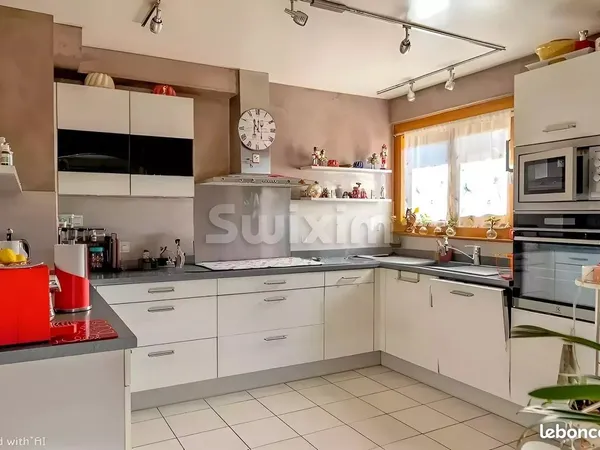 Maison 5 pièces 199 m² 