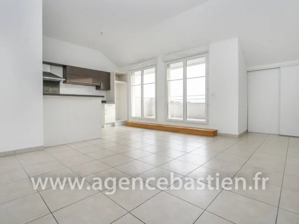 Appartement 4 pièces 82 m² 