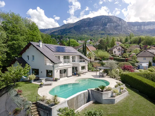 Maison 5 pièces 182 m² 