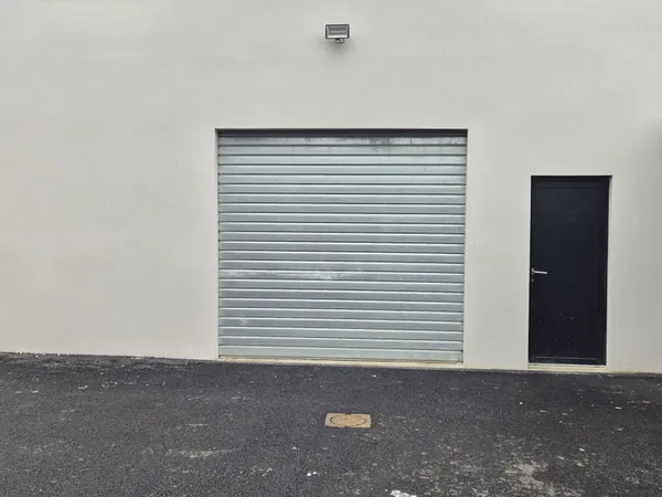AUDENGE - Garage / Entrepôt 