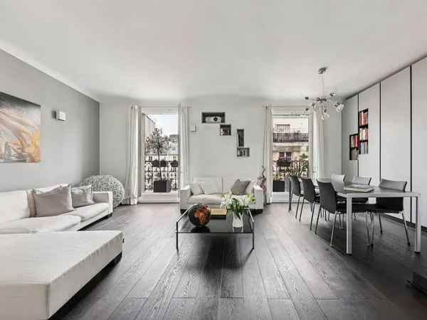 Appartement 6 pièces 140 m² 