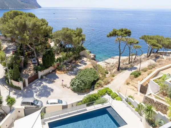 Villa les pieds dans l'eau Cassis 