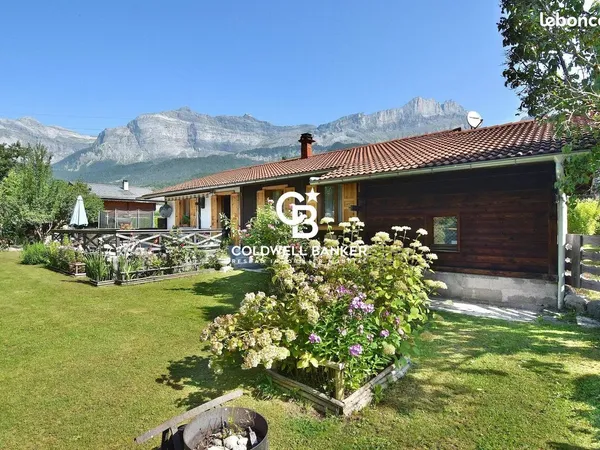 Maison 5 pièces 117 m² 