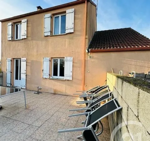 Maison 6 pièces 106 m² 