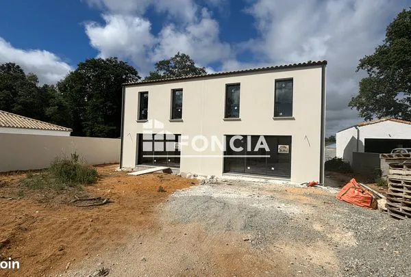 Maison 5 pièces 110 m² 