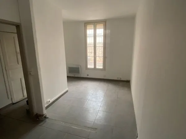 Appartement Location Béziers 1p 17m² 370€