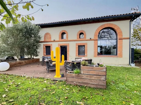 Maison de luxe 7 pièces 245 m² 