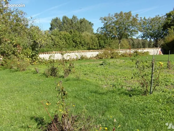 Terrain 1269 m² CHEF BOUTONNE 