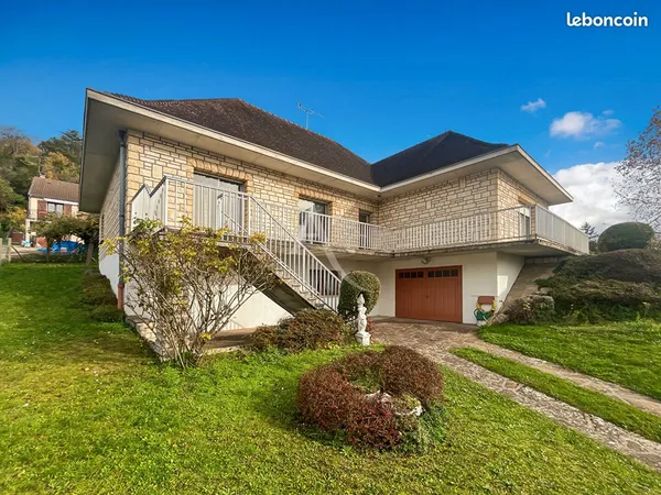 Maison 5 pièces 238 m² 