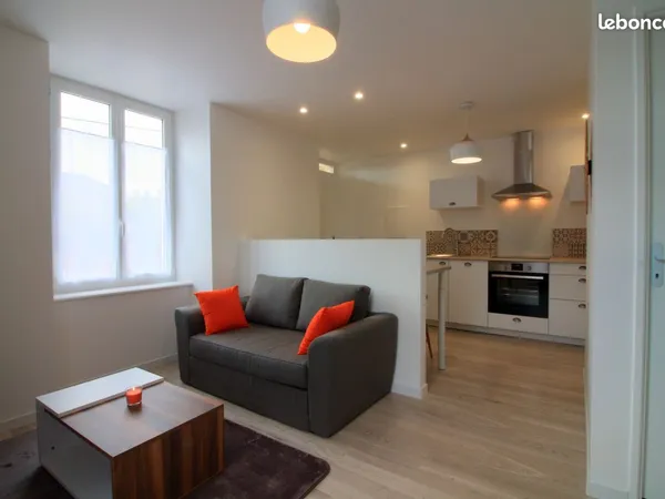 T2 meublé 33m² avec garage AUDINCOURT 