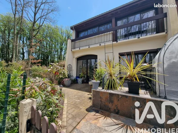 Maison 6 pièces 121 m² 