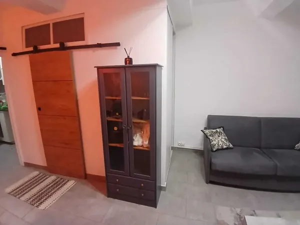 Studio 1 pièce 31 m² 