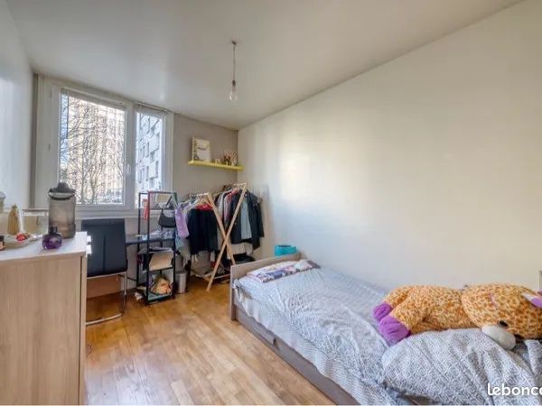 Chambre à louer dans colocation Villejeanproche université 