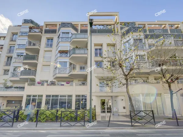 Bureau 146 m² 