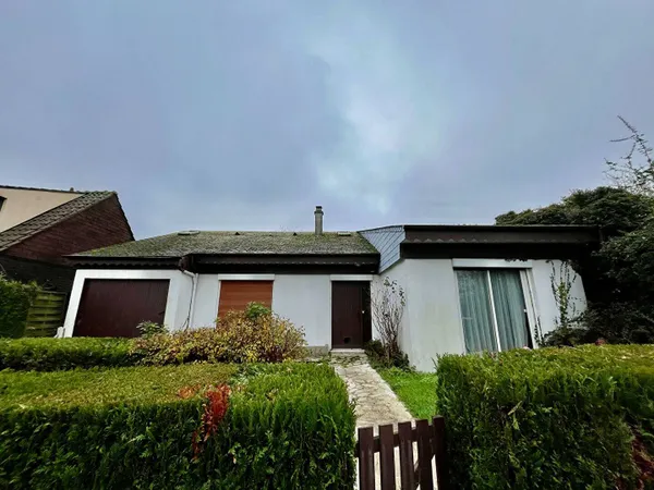 Maison de plain-pied 4 pièces 91 m² 
