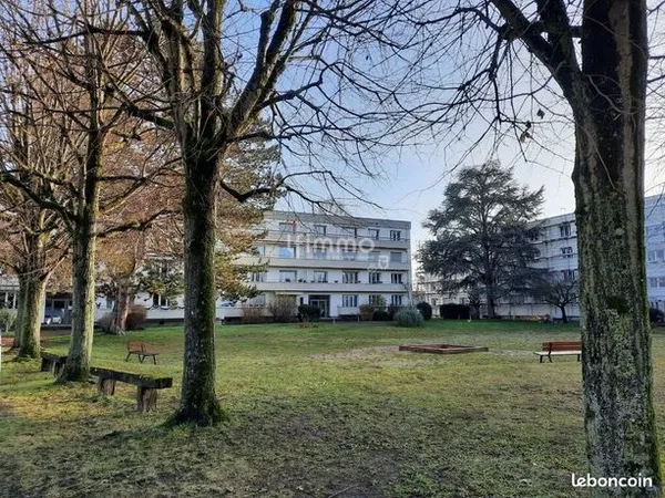 Appartement 4 pièces 91 m² 
