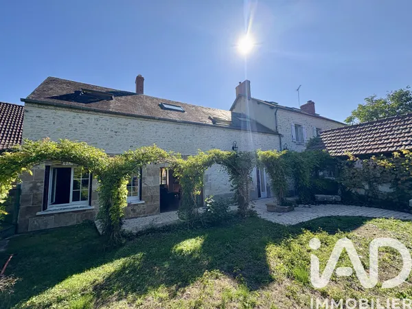 Maison 8 pièces 345 m² 
