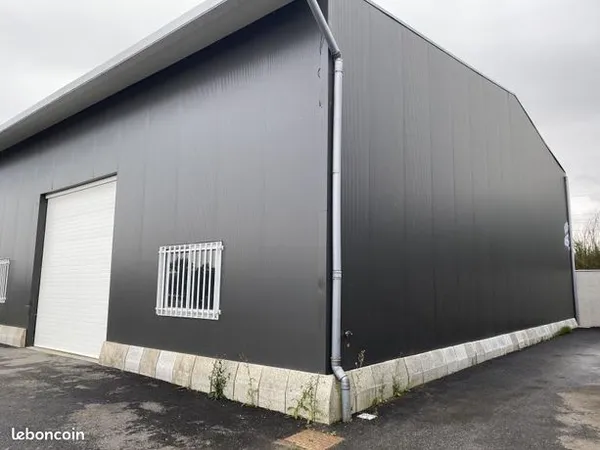 Local commercial 391 m² 