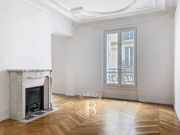 Le service location de la Maison BARNES vous présente ce bien : 
