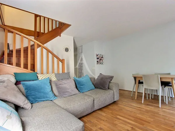 Duplex 3 pièces 63 m² 