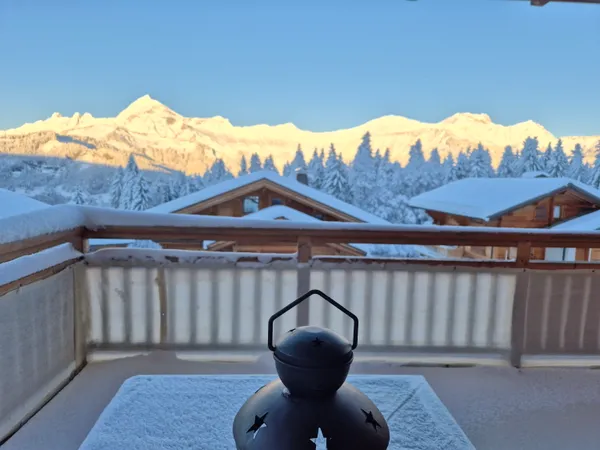 Magnifique chalet de 7 pièces + T2 indépendant - Vue panoramique Mont Charvin - Crest-Voland 