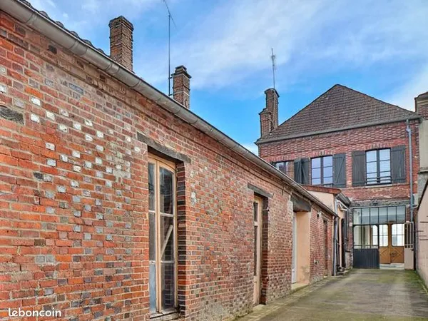 Maison 12 pièces 222 m² 