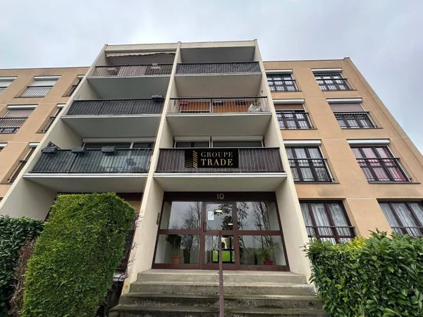 Appartement 4 pièces 79 m² 