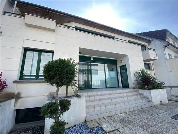 Bureaux 55 m² 