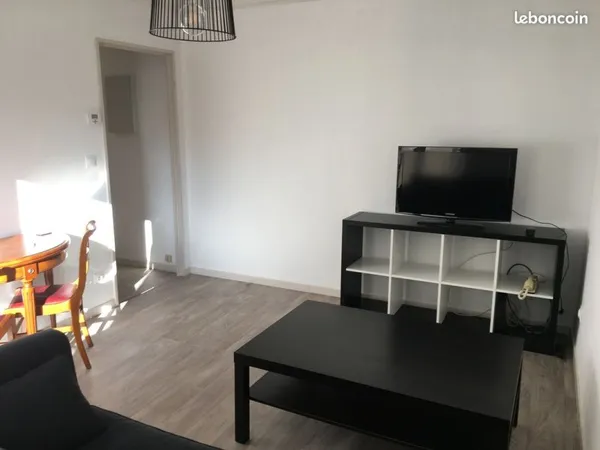 Loue Appartement Meublé 38m² Quartier Jacquard - 520/mois