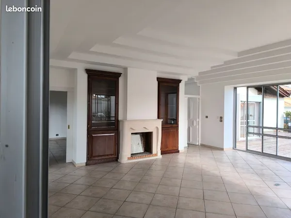 Maison familiale Rives d'arcins 