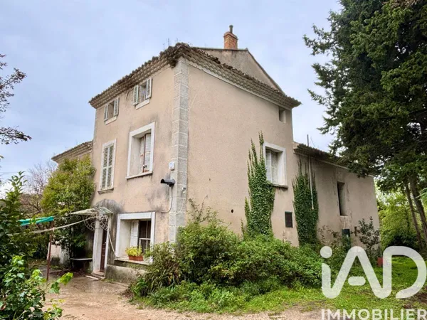 Mas provençal 9 pièces 170 m² 