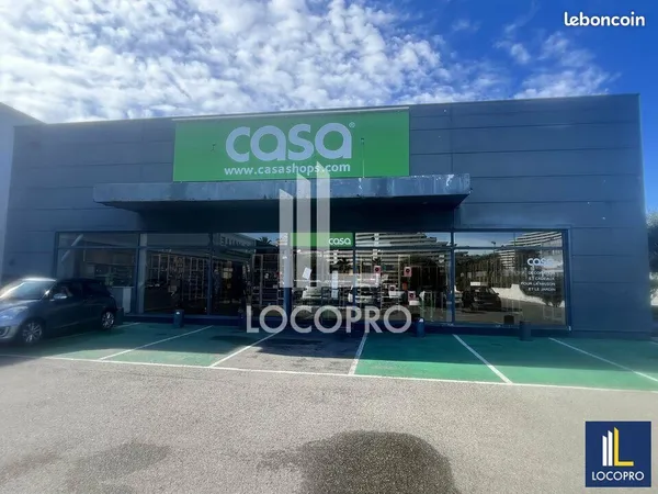 Local commercial 634 m² 