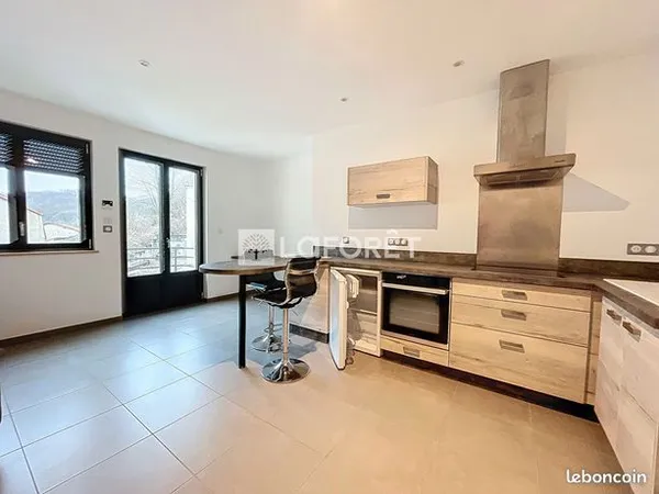 Studio 1 pièce 35 m² 