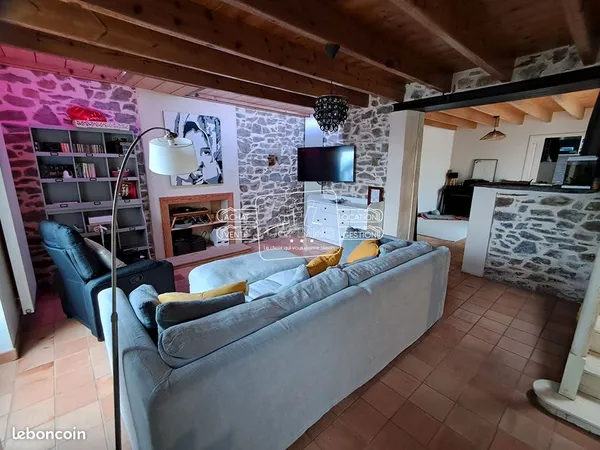 Maison 6 pièces 175 m² 