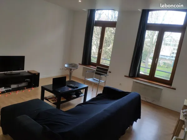 Chambre en colocation meublée au centre ville de Lille 