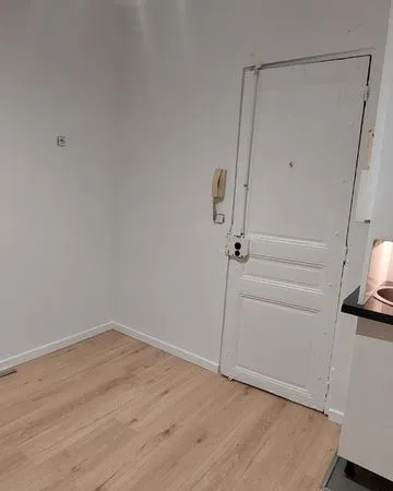 Appartement de 12 m2 rénové 