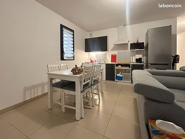Appartement 3 pièces - St Chamas 