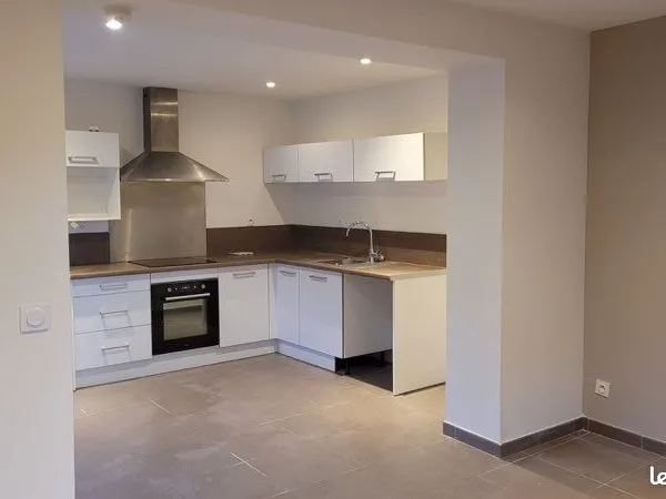 Maison de plain pied 75 m2 quartier arènes 
