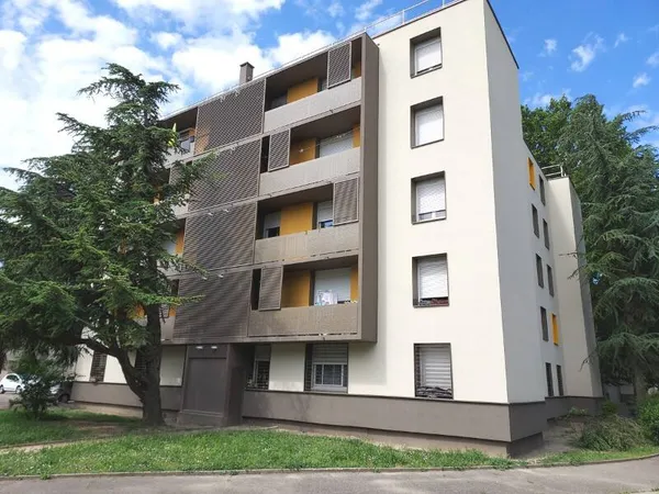 Appartement 3 pièces 77 m² 