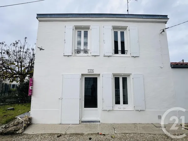 Maison 2 pièces 56 m² 
