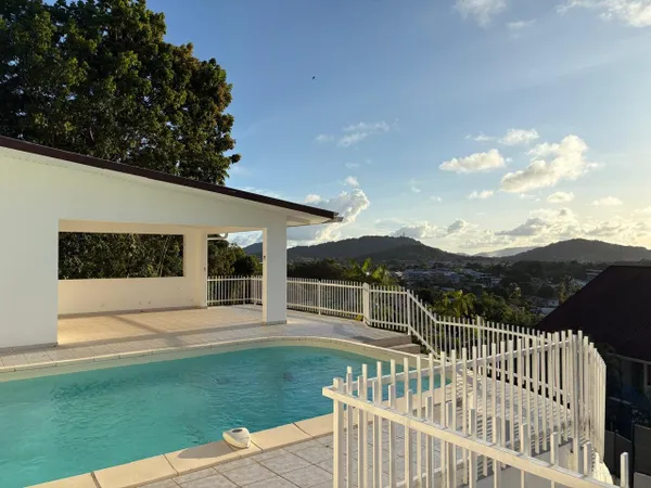 Villa Cayenne 6 pièces 223.74m² 