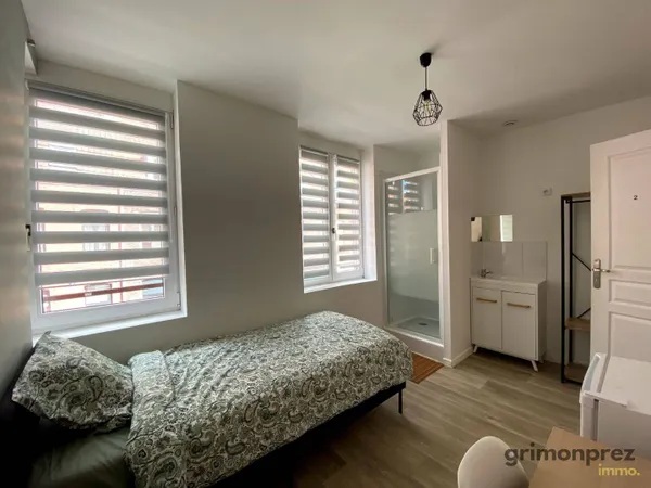 Studio 1 pièce 9 m² 
