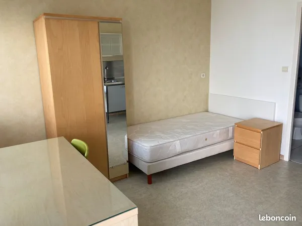 Studio 20m² tout compris WiFi elec et eau 