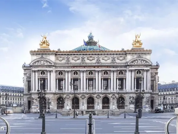 Boutique 271 m² PARIS 