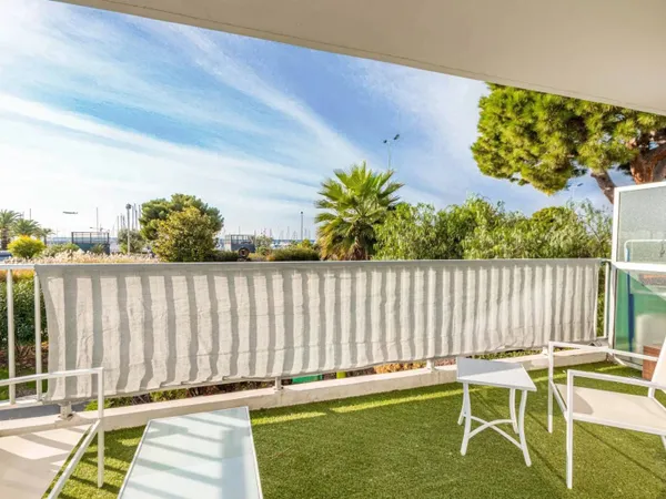 Studio 1 pièce 25 m² 