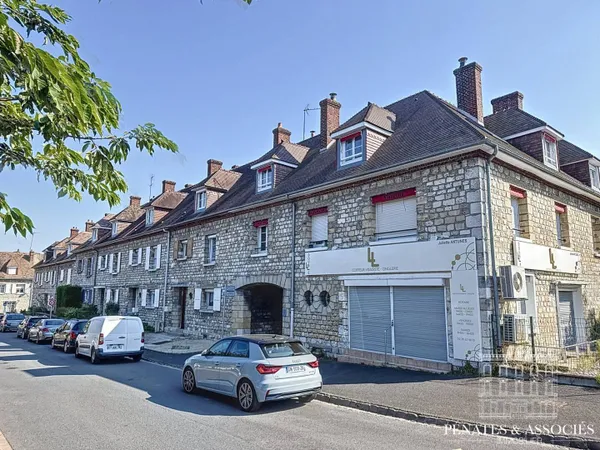 Immeuble de rapport 180 m² 