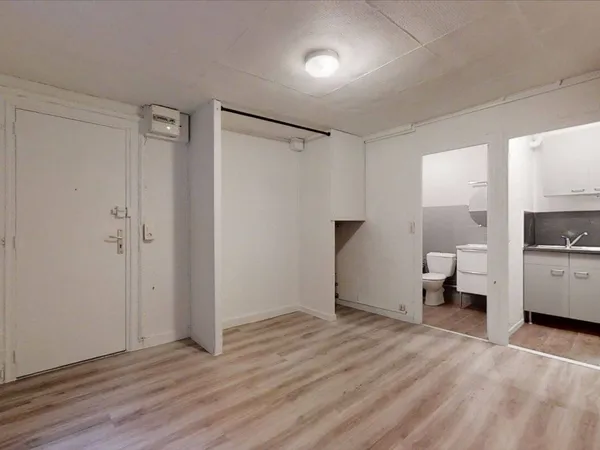 Appartement 1 pièce 18 m² 