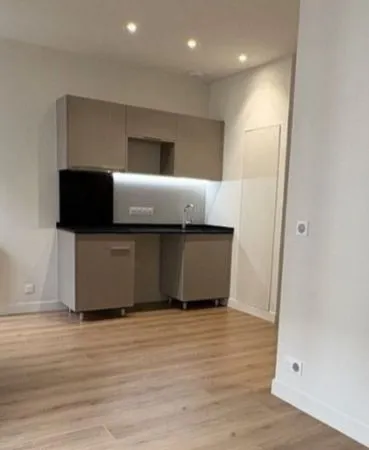 Studio GAMBETTA- 13 BD DE CESSOLE 