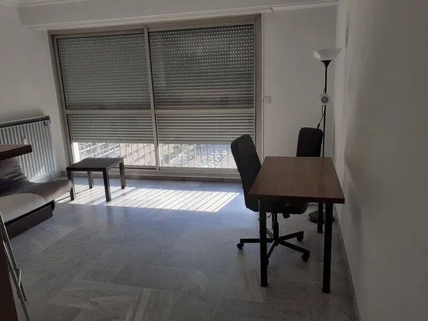 Studio 1 pièce 32 m² 