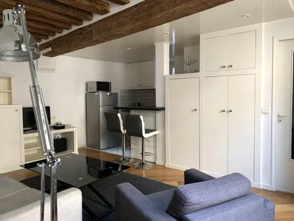 Loue T2 - 40m² - Paris 